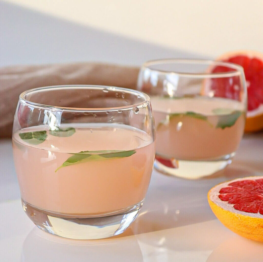 Grapefruit & Mint Detox Water
